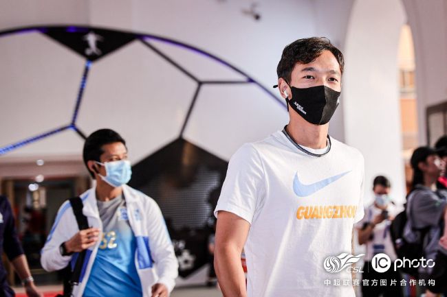 丝袜双女s调教双男m
